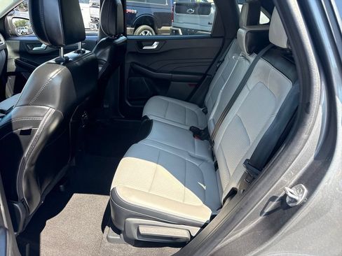 Used 2024 Ford Escape SE FWD image 13
