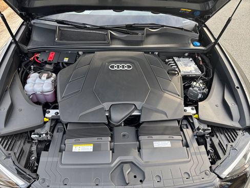 New 2026 Audi Q8 Premium Plus image 16