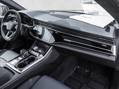 New 2026 Audi RS Q8 performance image 25