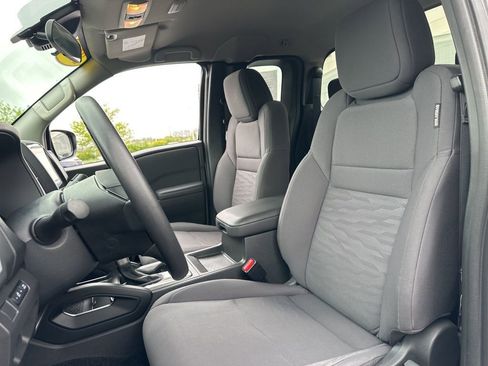 Used 2024 Nissan Frontier S w/ Technology Package AWD/4WD image 28