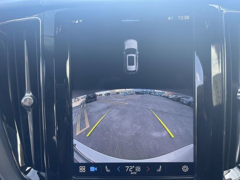 Used 2023 Volvo XC60 T8 Core image 14