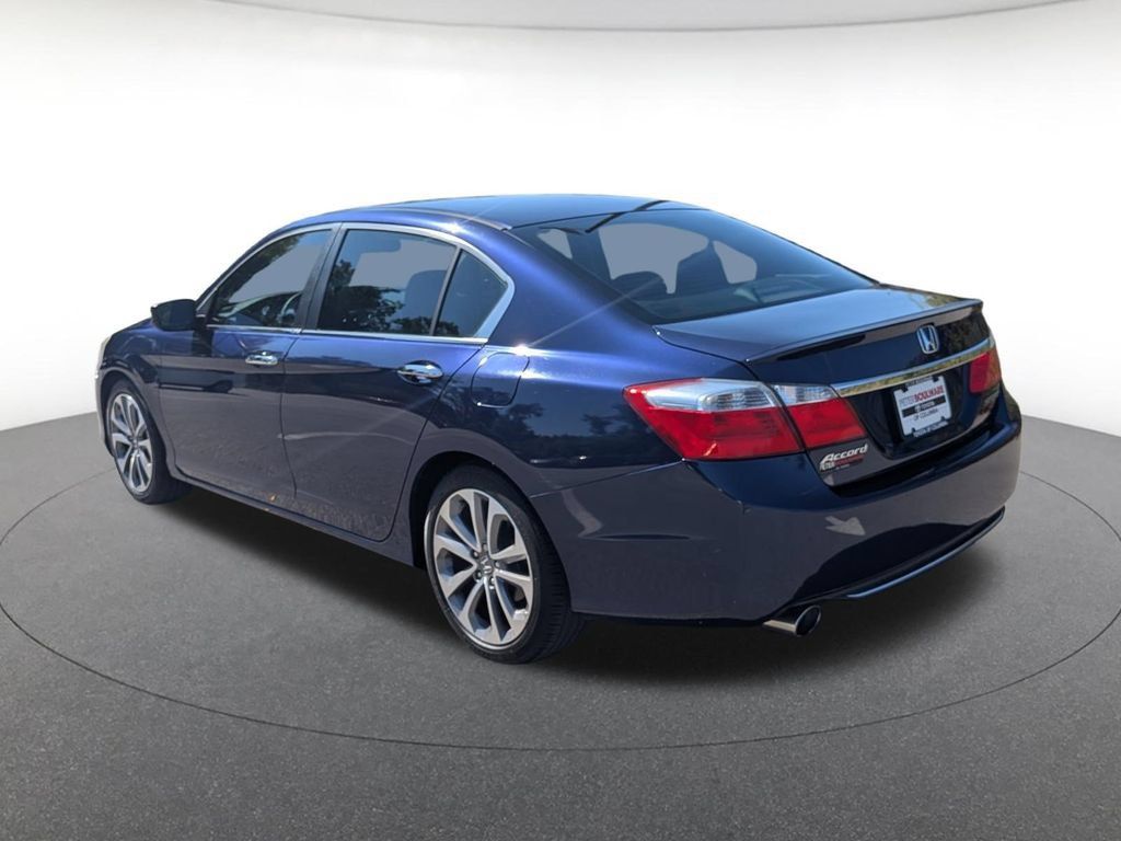 Used 2013 Honda Accord Sport image 3