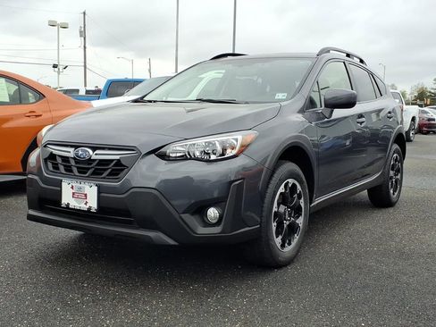 Certified 2023 Subaru Crosstrek 2.0i Premium AWD/4WD image 3