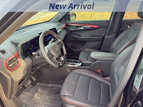 Certified 2025 Chevrolet TrailBlazer RS w/ Convenience Package image 6