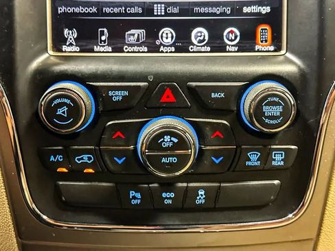 Used 2015 Jeep Grand Cherokee Limited AWD/4WD image 47