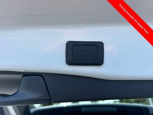 Used 2025 Toyota RAV4 XLE Premium FWD image 17
