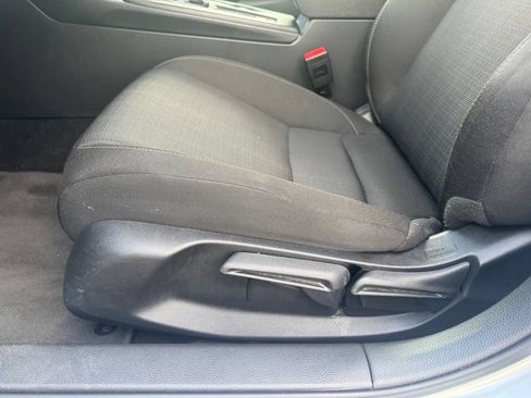 Used 2025 Honda Civic LX image 6