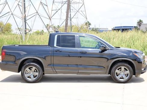 Certified 2023 Honda Ridgeline RTL image 4