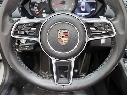 Used 2018 Porsche 718 Boxster S image 16