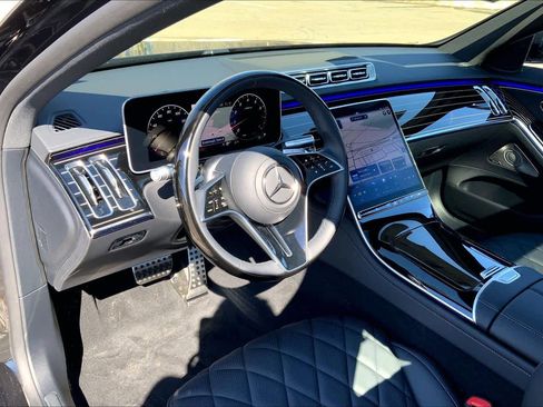 New 2026 Mercedes-Benz S 580 4MATIC Sedan image 9