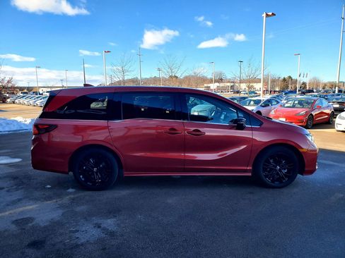Used 2025 Honda Odyssey Sport-L image 4