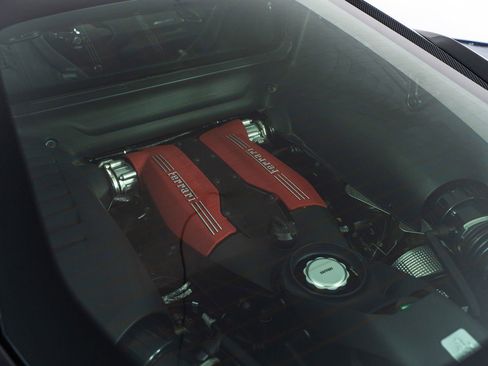 Certified 2019 Ferrari 488 GTB RWD image 22