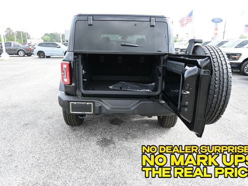 New 2026 Ford Bronco Outer Banks AWD/4WD image 6