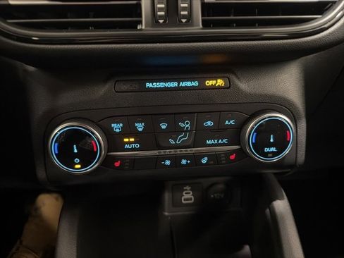 Used 2025 Ford Escape ST-Line Elite image 26