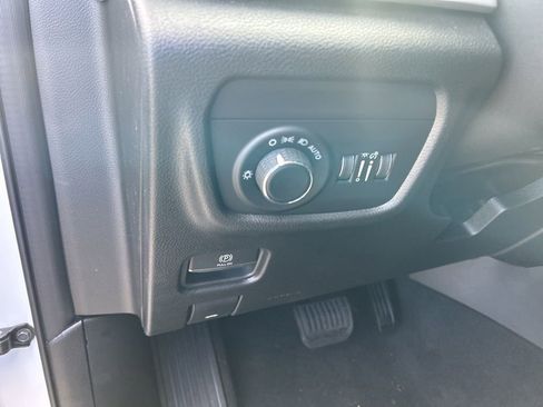 New 2025 Jeep Grand Cherokee Laredo X image 36