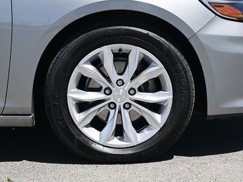 Used 2023 Chevrolet Malibu LT FWD image 11