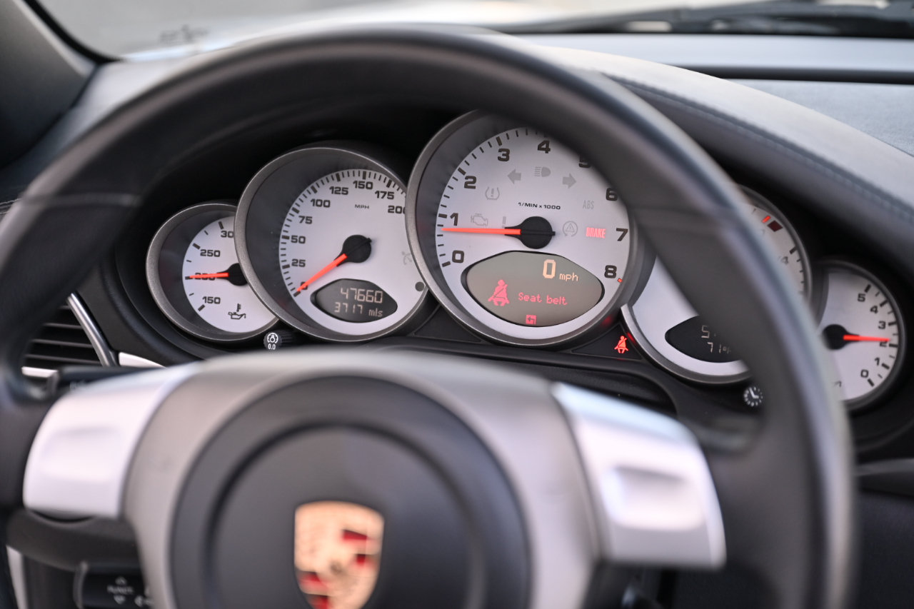 Used 2005 Porsche 911 Carrera S RWD image 23