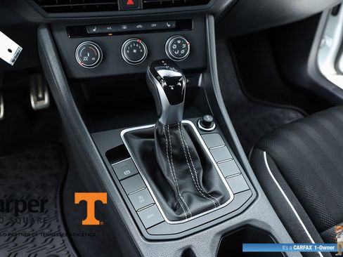 Used 2024 Volkswagen Jetta Sport image 24