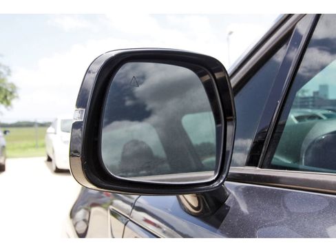 Used 2023 Kia Sorento EX w/ Panoramic Sunroof Package FWD image 10