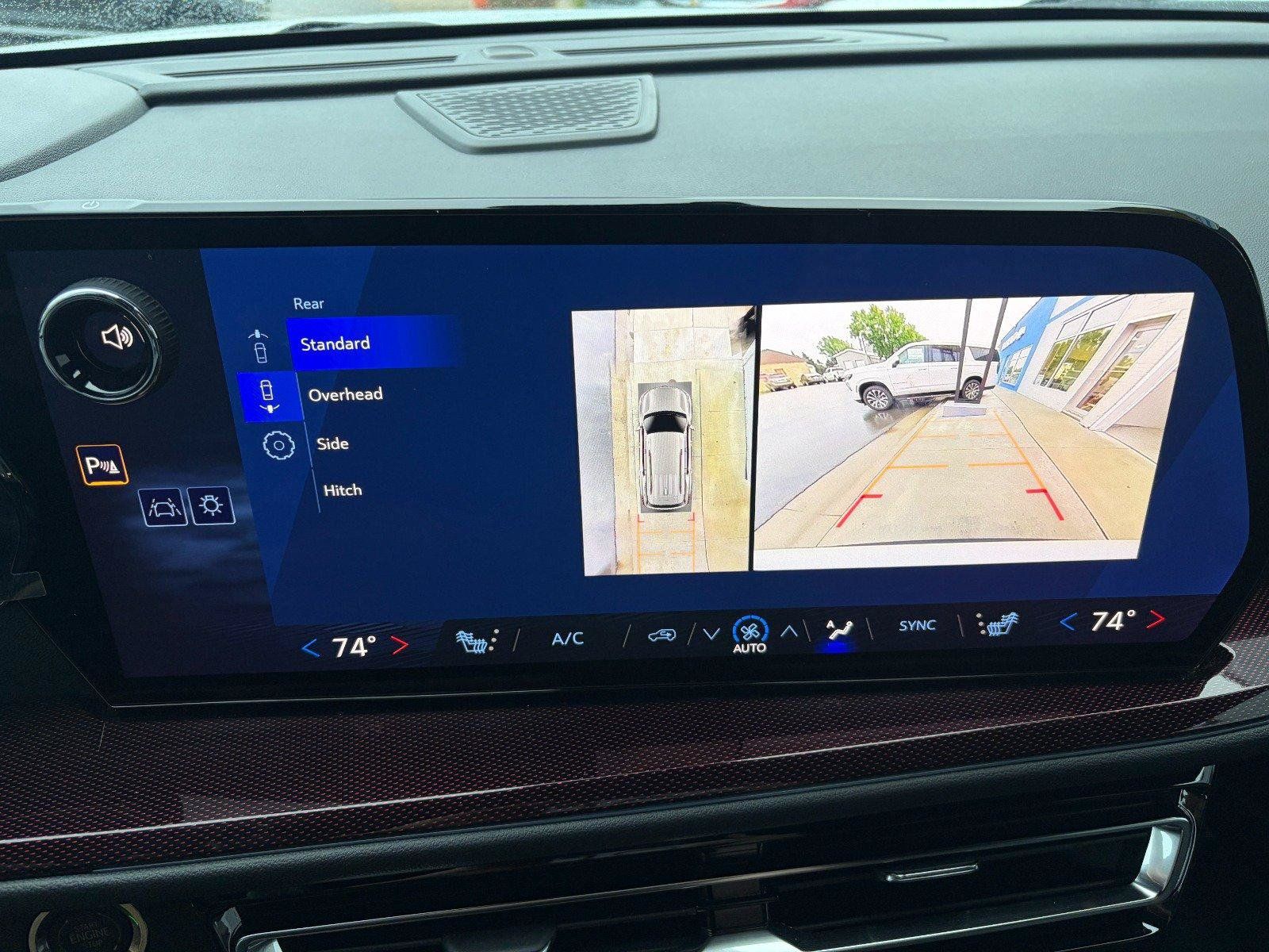 Used 2026 Chevrolet Traverse Z71 w/ Enhanced Driving Package AWD/4WD image 15