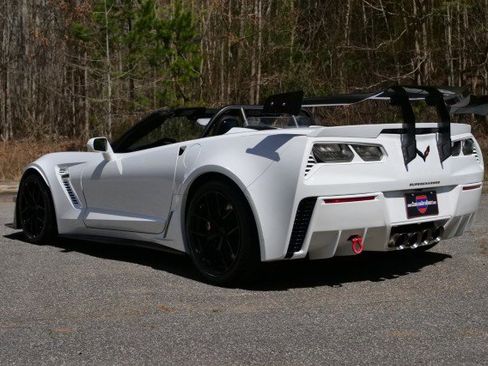 Used 2016 Chevrolet Corvette Z06 w/ 3LZ Preferred Equipment Group image 26