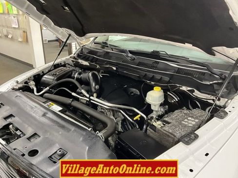 Used 2016 RAM 1500 Express AWD/4WD image 42