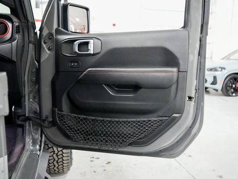 Used 2021 Jeep Gladiator Mojave image 23