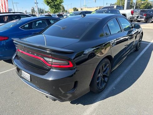 Used 2022 Dodge Charger R/T w/ Blacktop Package RWD image 4