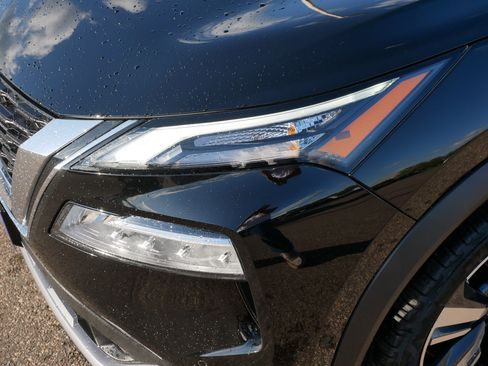 Used 2023 Nissan Rogue SL w/ SL Premium Package AWD/4WD image 16