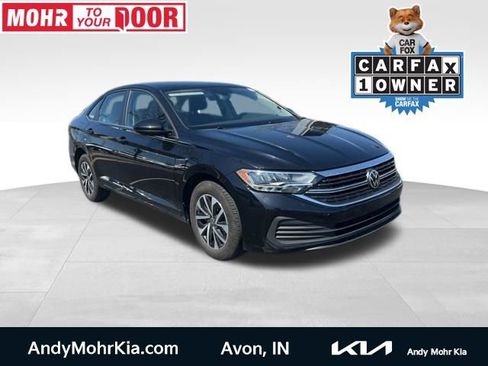Used 2024 Volkswagen Jetta S image 1