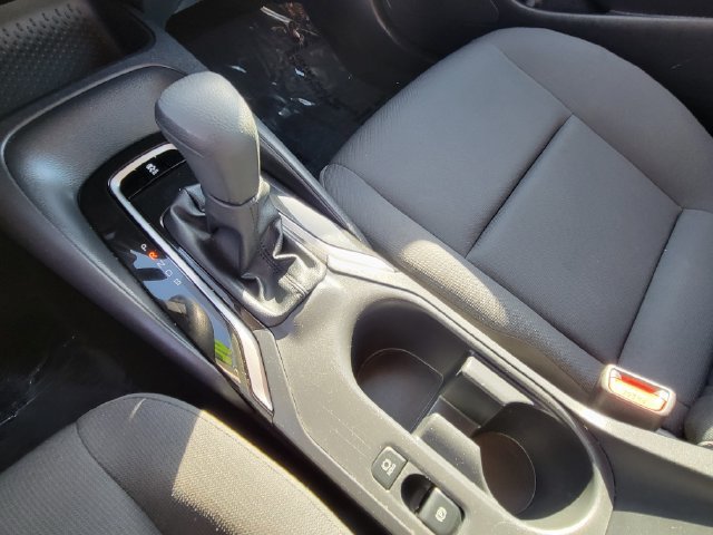 Used 2025 Toyota Corolla LE FWD image 11