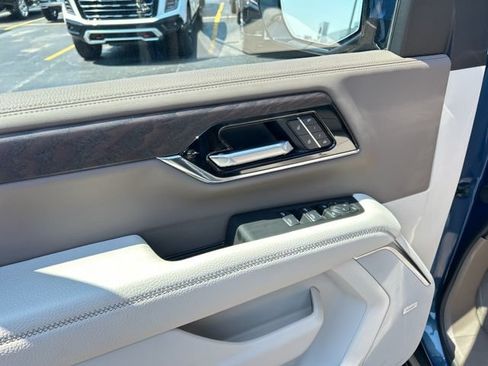 New 2026 GMC Yukon Denali w/ Advanced Technology Package AWD/4WD image 30