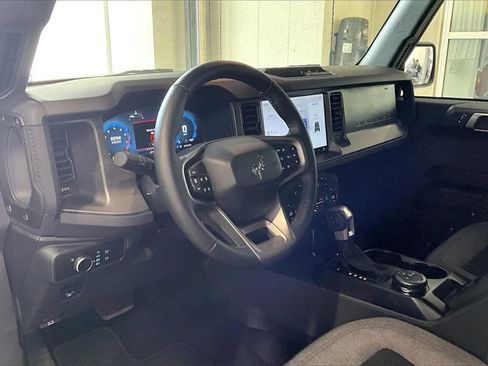 Used 2025 Ford Bronco Big Bend image 4