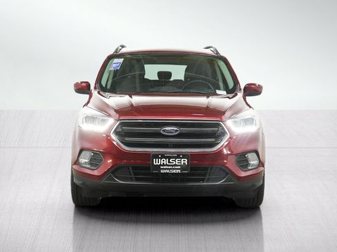 Used 2017 Ford Escape SE w/ SE Leather Comfort Package AWD/4WD image 8
