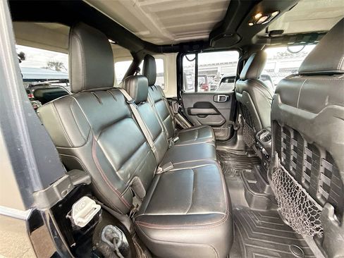 Used 2021 Jeep Wrangler Unlimited Rubicon w/ Dual Top Group image 31