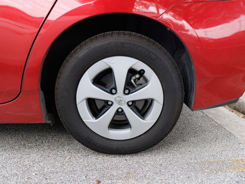 Used 2012 Toyota Prius Four image 14