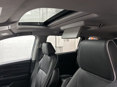 Used 2024 Honda Odyssey Elite image 36
