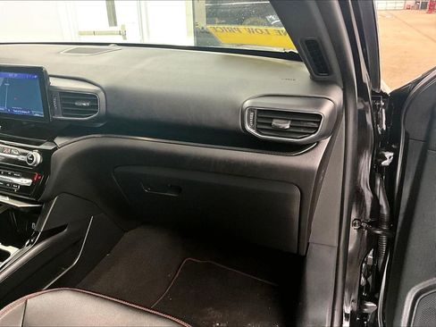 Used 2023 Ford Explorer ST-Line w/ Class IV Trailer Tow Package image 13