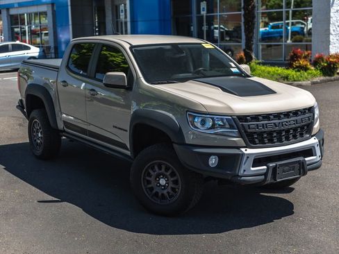 Used 2022 Chevrolet Colorado ZR2 w/ Colorado ZR2 Bison Edition AWD/4WD image 2