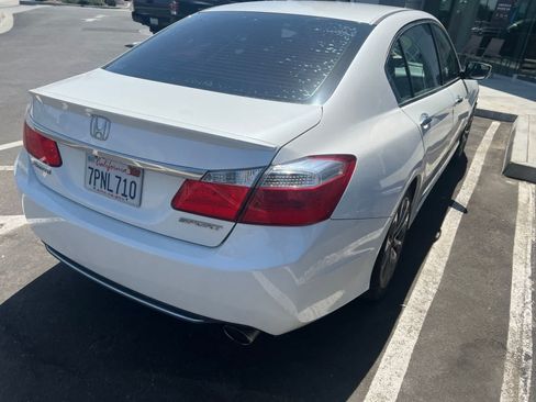 Used 2015 Honda Accord Sport image 5