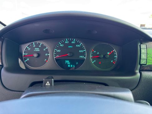 Used 2014 Chevrolet Impala LT w/ LT Sunroof Package FWD image 29