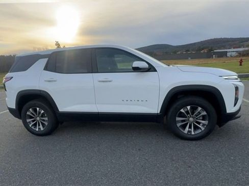 New 2026 Chevrolet Equinox LT w/ LPO, Floor Liner Package image 9