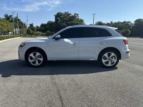 Certified 2023 Audi Q5 2.0T Premium Plus AWD/4WD image 7