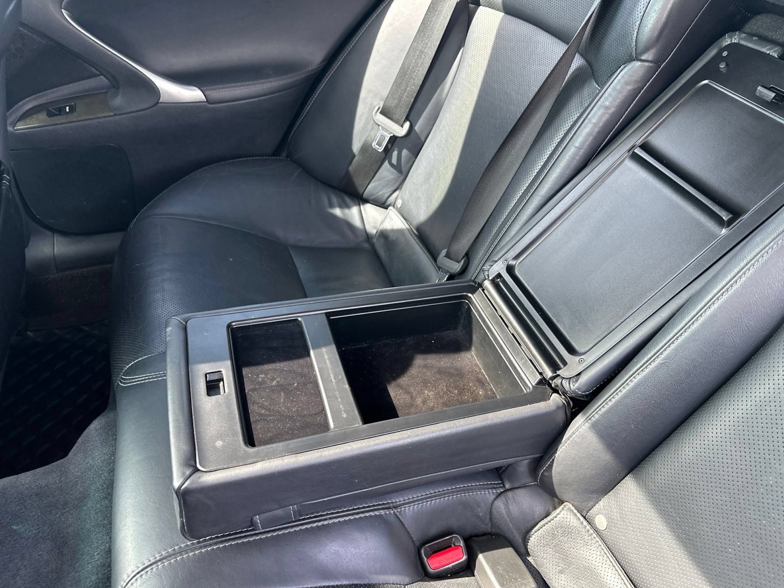 Used 2011 Lexus IS 250 AWD w/ Preferred Accessory Package image 26