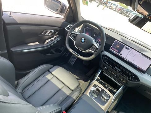 Used 2026 BMW 330i xDrive Sedan AWD/4WD image 23