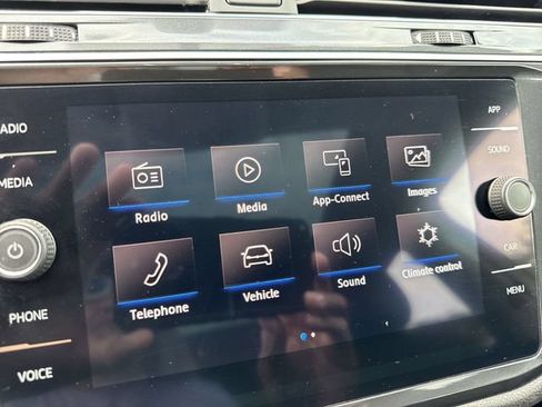 Used 2020 Volkswagen Tiguan S AWD/4WD image 18
