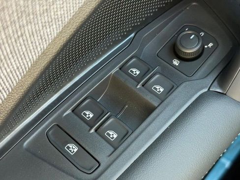 New 2026 Volkswagen Tiguan S AWD/4WD image 17