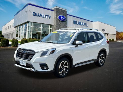 Used 2024 Subaru Forester Touring AWD/4WD image 1