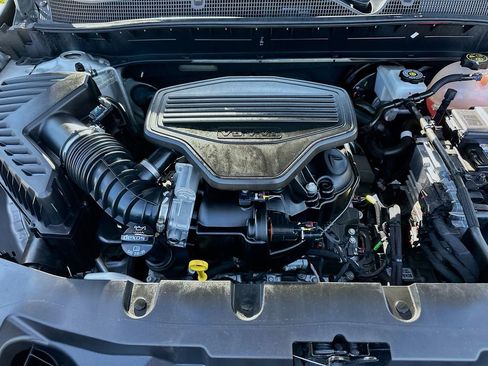 Used 2021 Chevrolet Blazer LT image 28