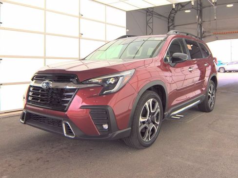 Used 2024 Subaru Ascent Touring AWD/4WD image 5